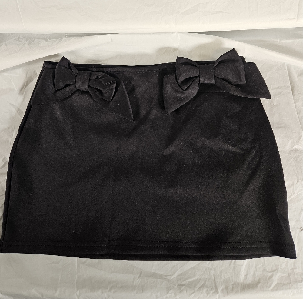 Edikted NWT Black Tie Front Pencil Mini Skirt